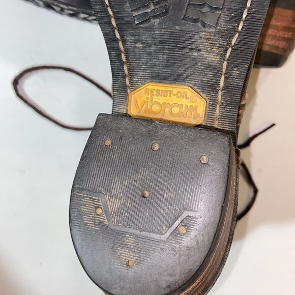 VTG,Vibram Resist-Oil No-Mark Brown Leather Boots with Lace-Up Design Size 6.5 M - Picture 8 of 11